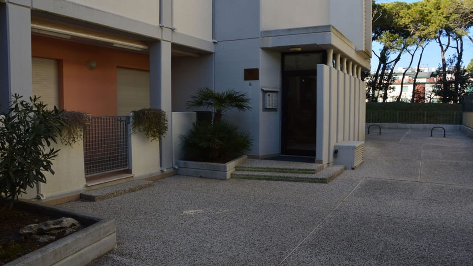 Apartment, 1 Bedroom, Terrace, City View | Property entrance