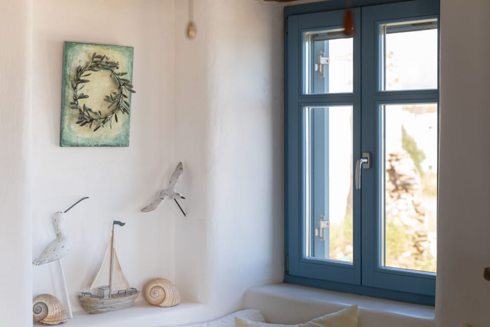 Casa Mira: A traditional house in Marpissa Paros by Rent A Greek Home