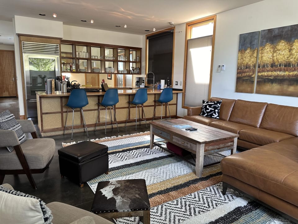 You'll be the perfect temperature with heated concrete floors underfoot and A/C heat pump above.