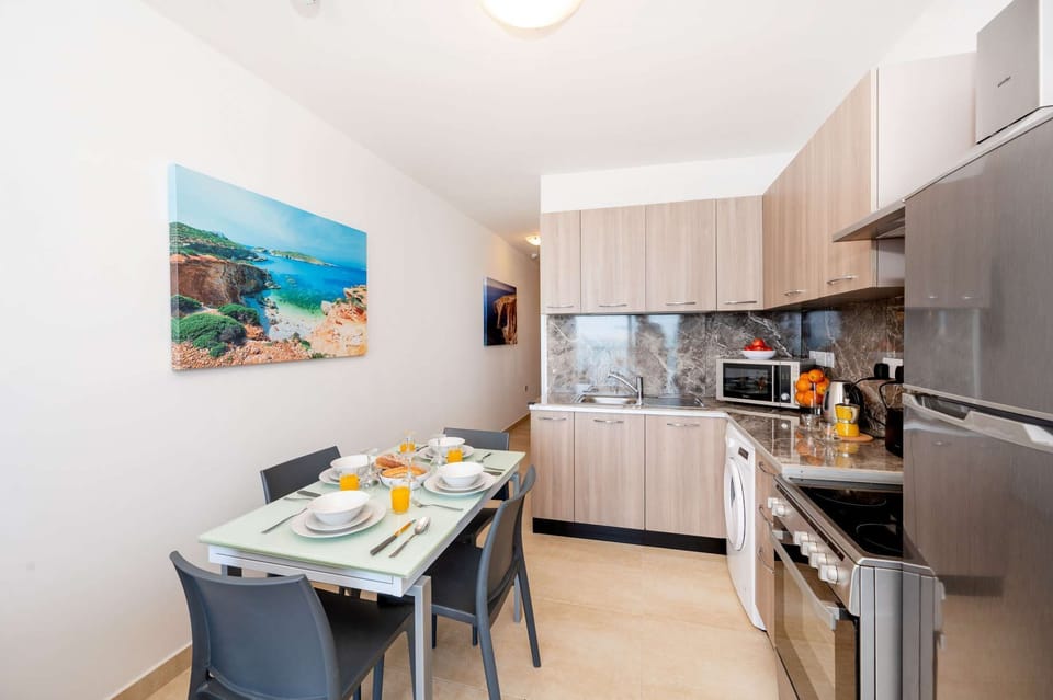 Kitchen and dining area