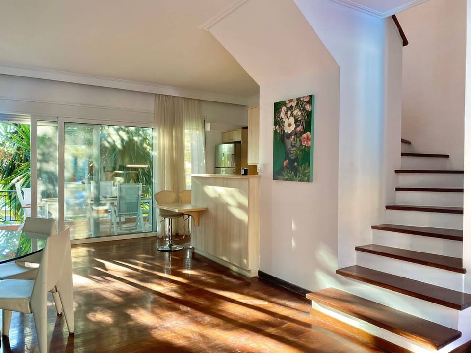 House, 4 Bedrooms, Smoking, Private Pool | Interior
