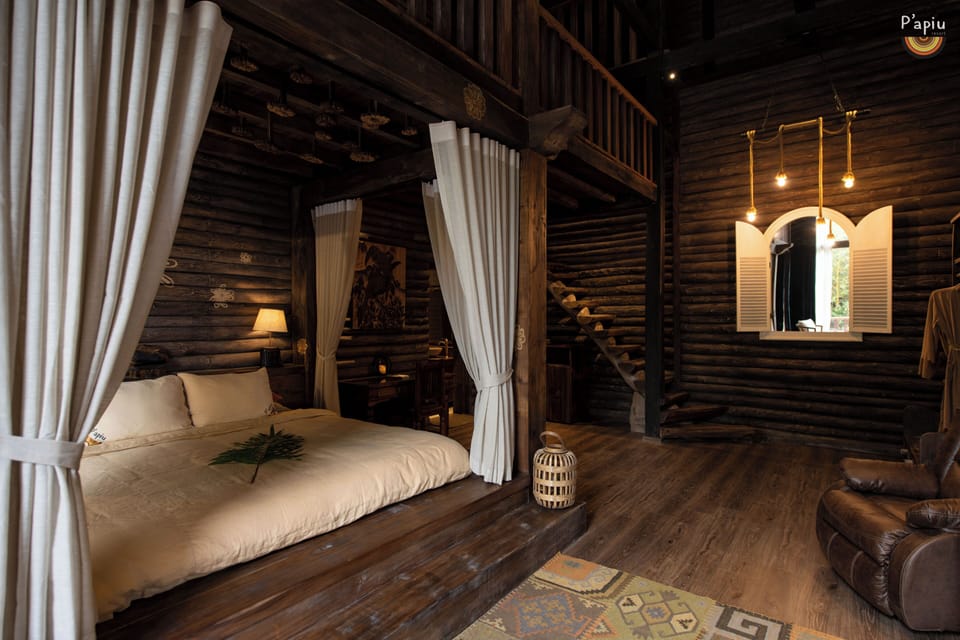 Royal Suite | 1 bedroom, minibar (free items), soundproofing, iron/ironing board