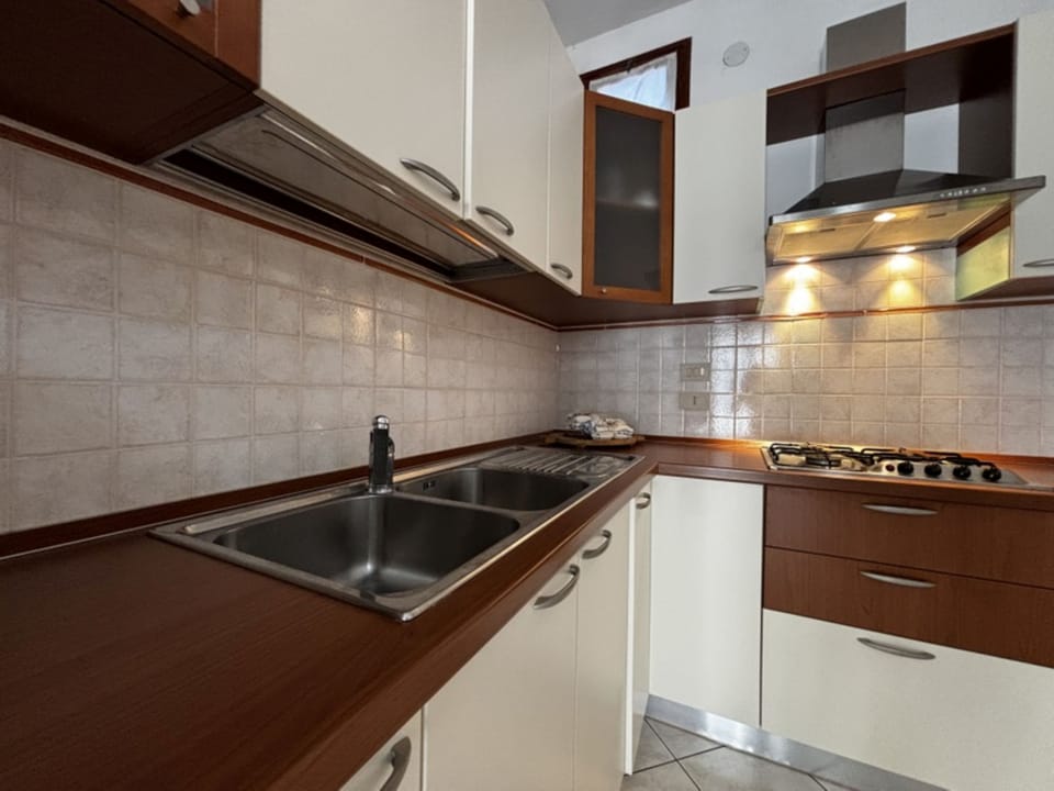 Apartment, 2 Bedrooms, Balcony | Interior