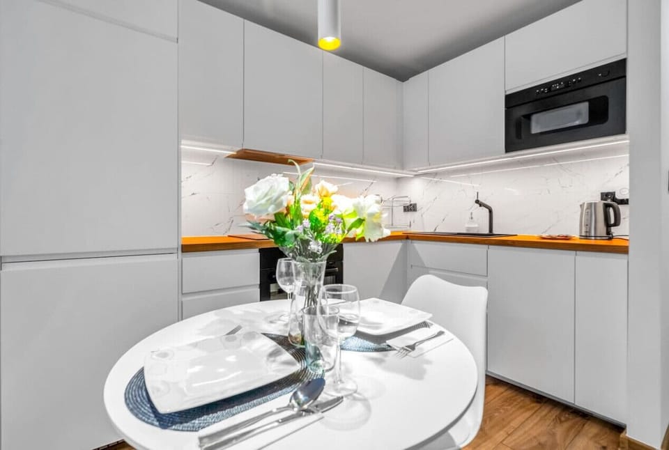Fully Equipped Kitchen | Book Now with RENTUJEMY