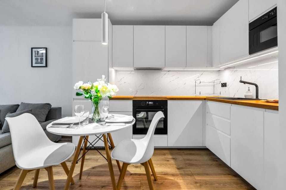 Fully Equipped Kitchen | Book Now with RENTUJEMY