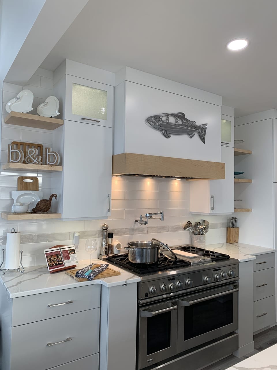 Newly renovated kitchen in 2023.