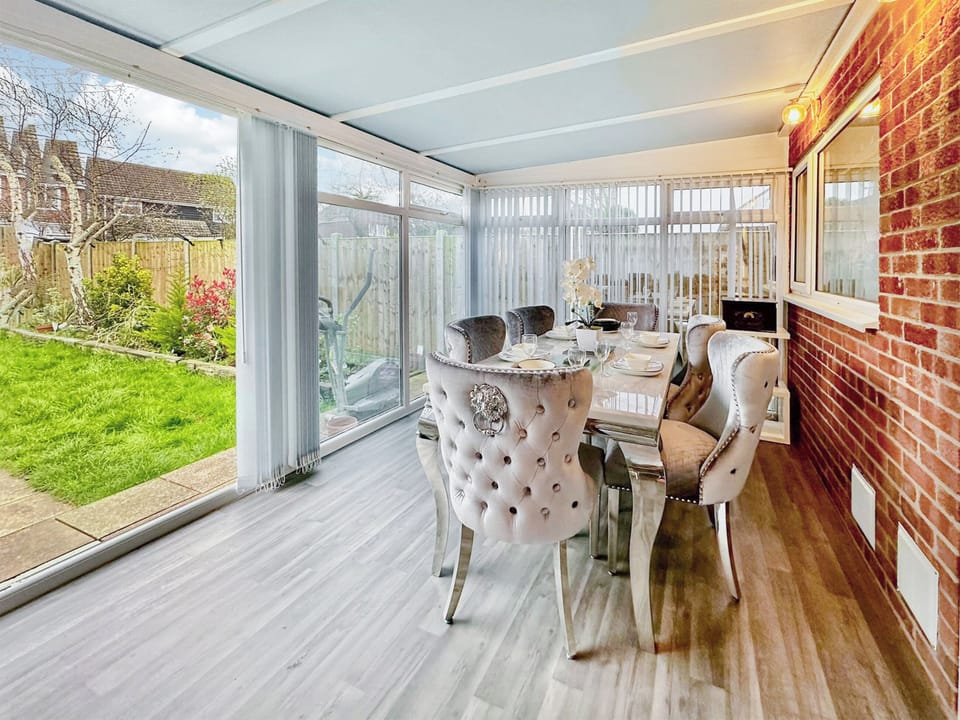 Dining Area | Sunrise Villa, Clacton on Sea