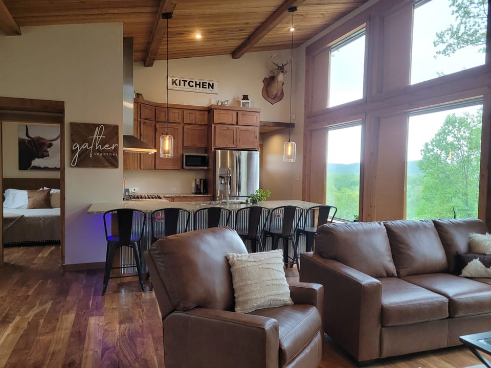 Kitchen / Living room