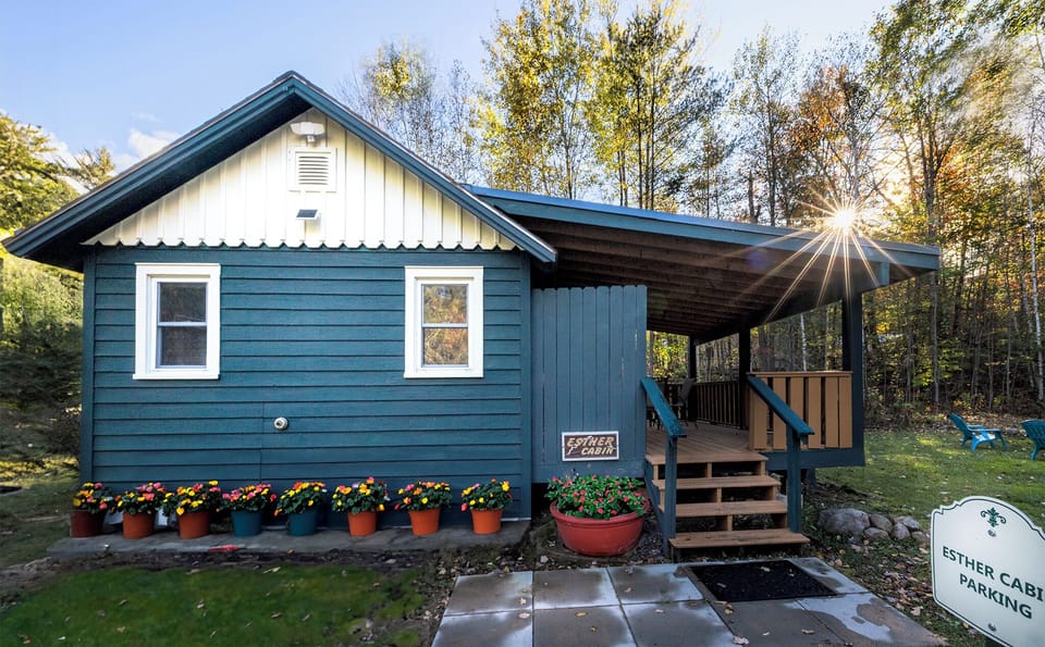 Esther Cabin