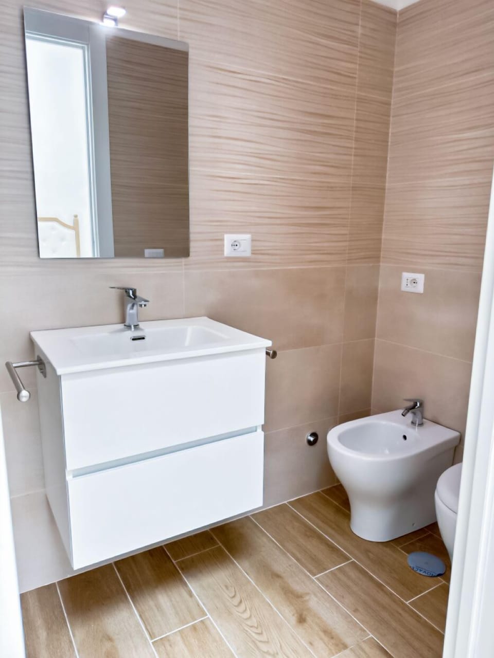 Classic Room | Bathroom | Hair dryer