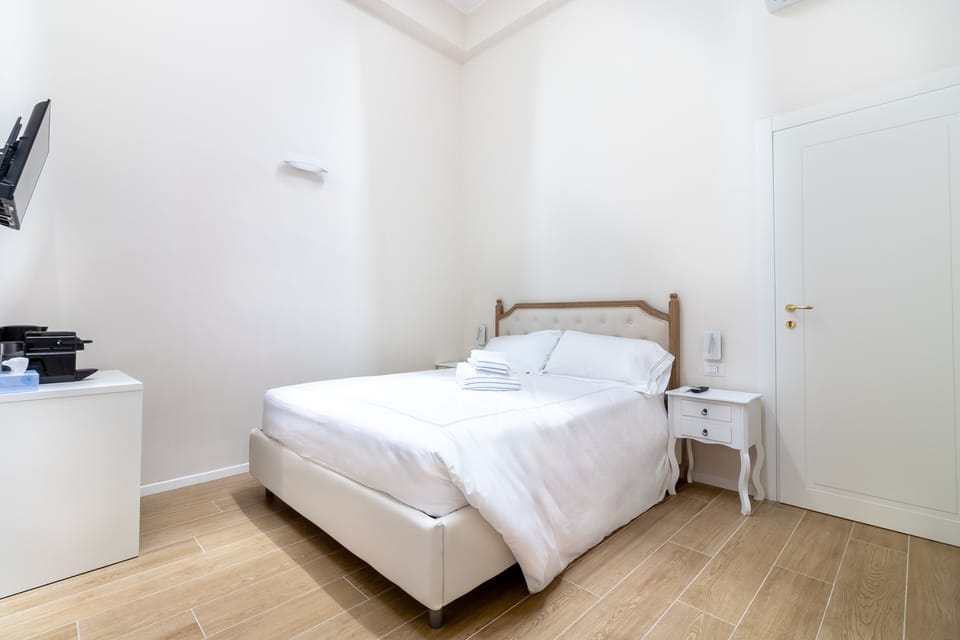 Classic Room | WiFi (free), bed sheets
