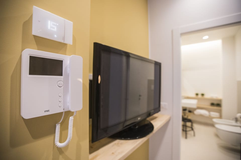 Deluxe Double Room, City View | In-room safe, soundproofing, WiFi (free)
