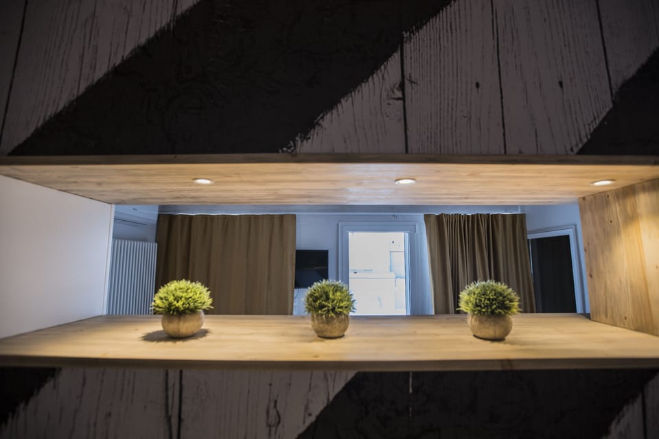 Superior Double Room, City View | In-room safe, soundproofing, WiFi (free)