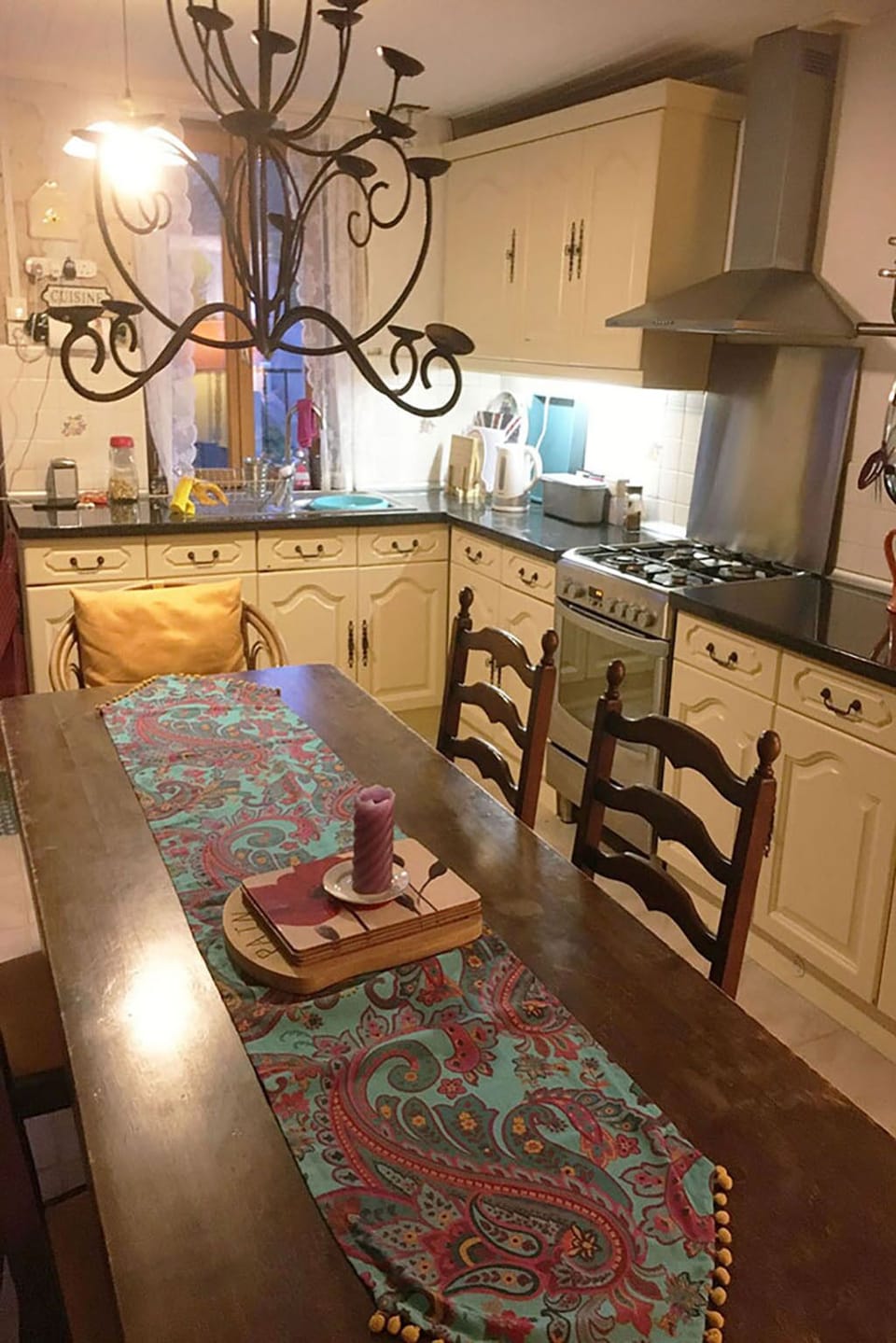 Spacious traditional French style kitchen with everything you will need