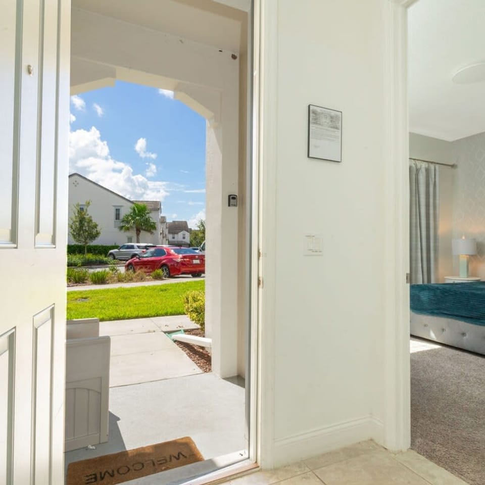 House | 5 bedrooms, high-speed internet