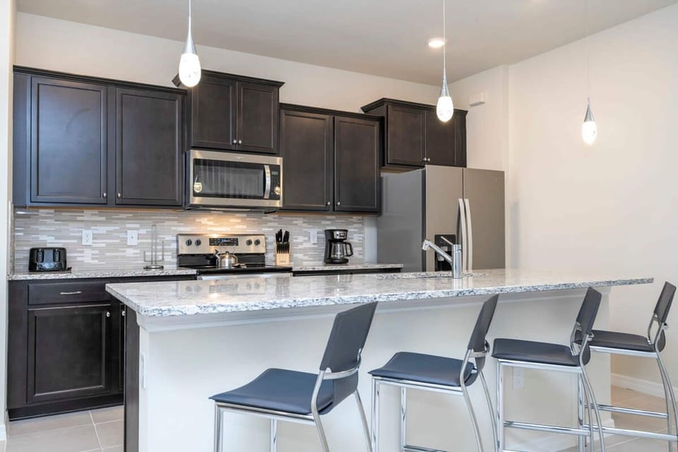 House | 6 bedrooms, iron/ironing board