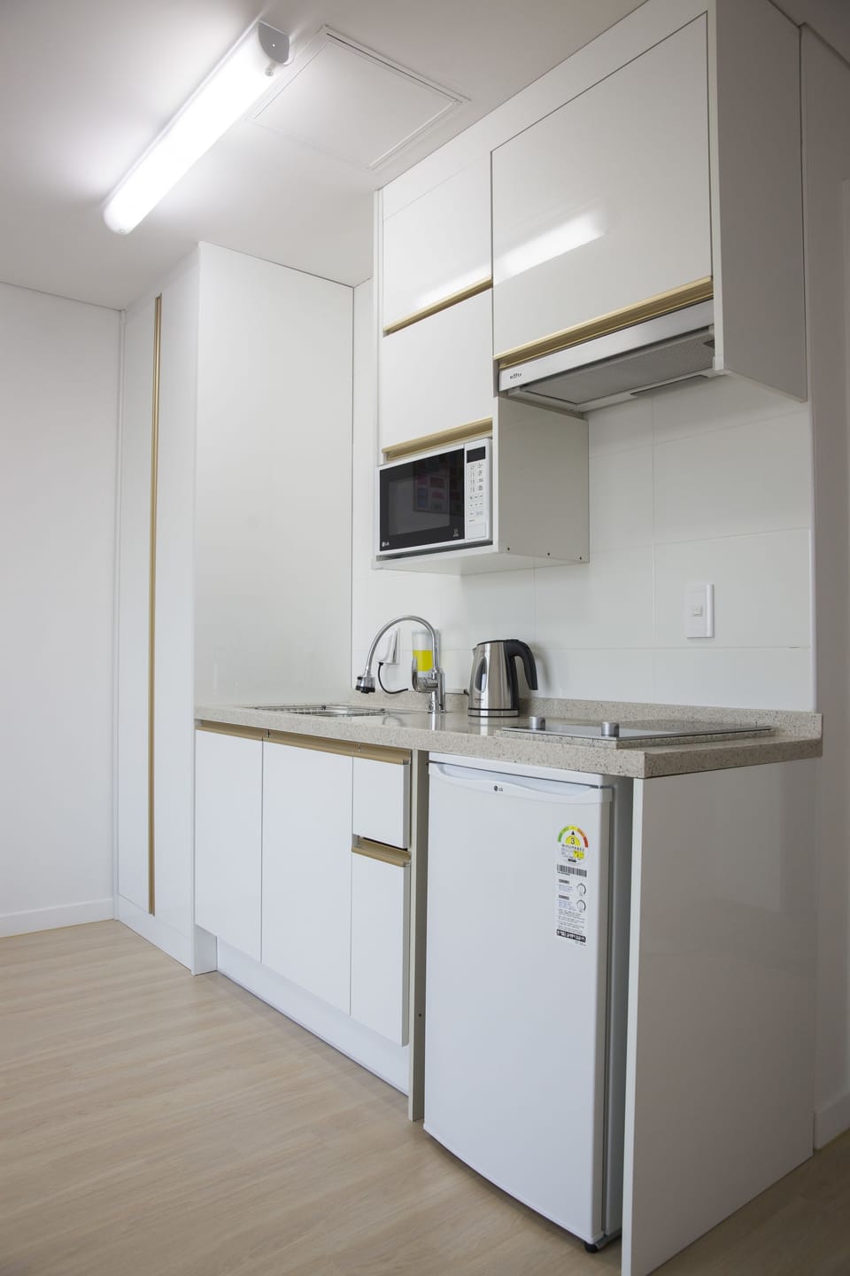 Suite (Type A) | Laptop workspace, free WiFi, bed sheets