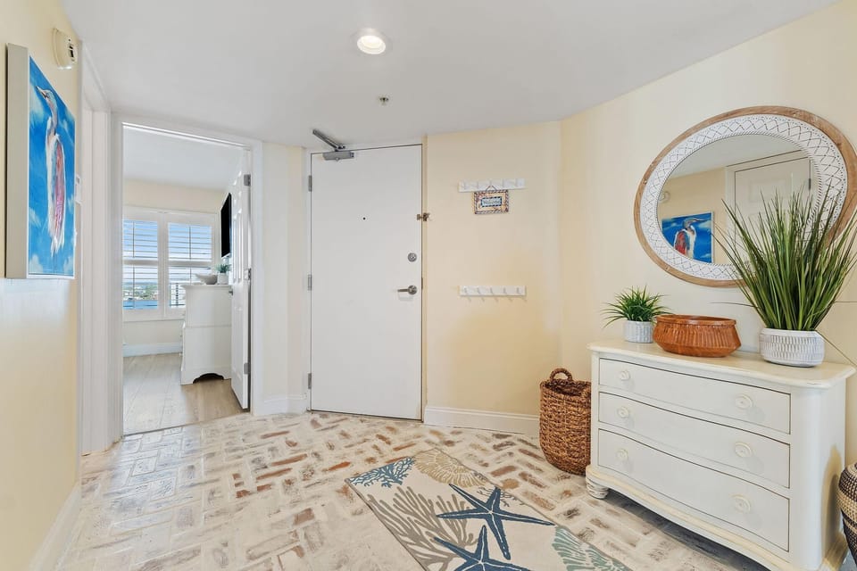 Condo, Multiple Beds (SeaSpray East 825-Gulf Front) | Interior