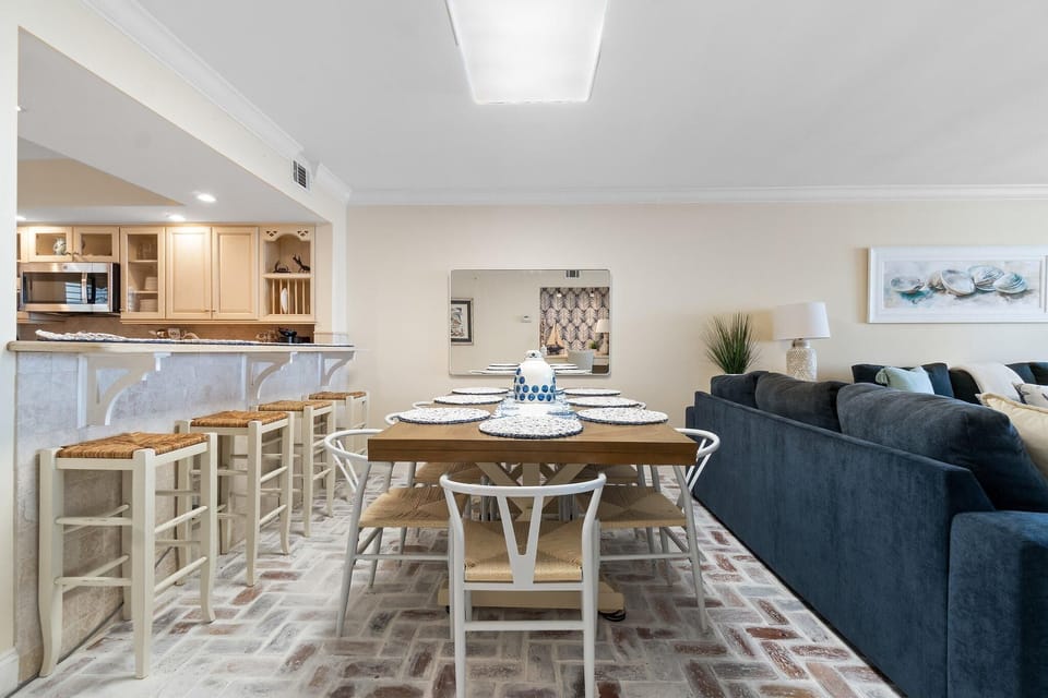 Condo, Multiple Beds (SeaSpray East 825-Gulf Front) | Dining