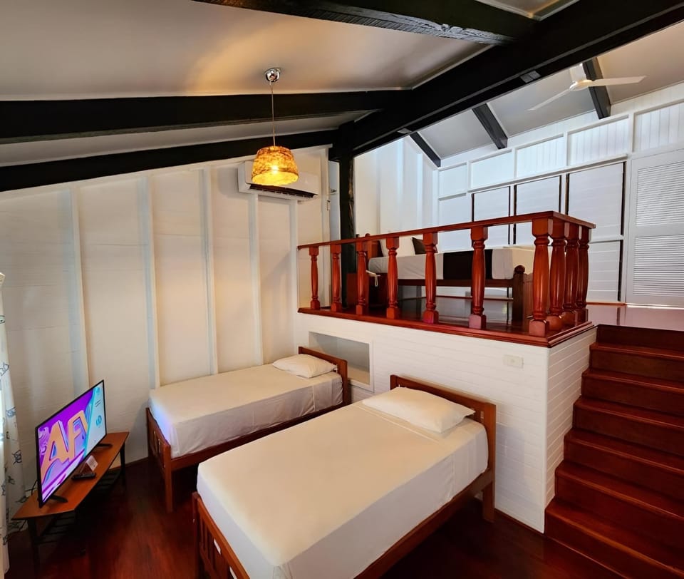 Executive Ocean View Villa  | Minibar, in-room safe, desk, soundproofing