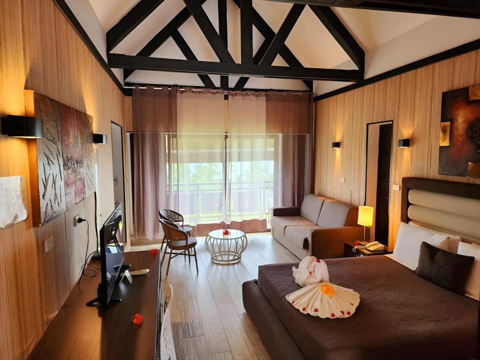 Luxurious Premium Villa  | Minibar, in-room safe, desk, soundproofing