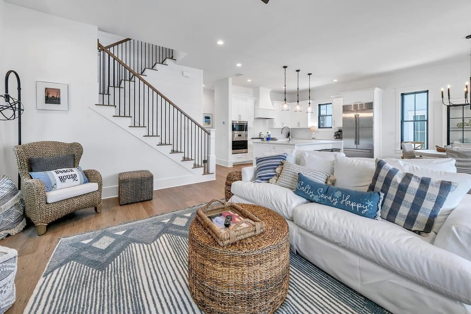House, Multiple Beds (Heels in the Sand) | Living area | TV