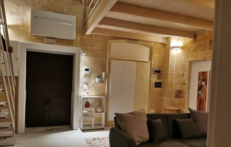 Basic Apartment, 1 Double Bed | Living area