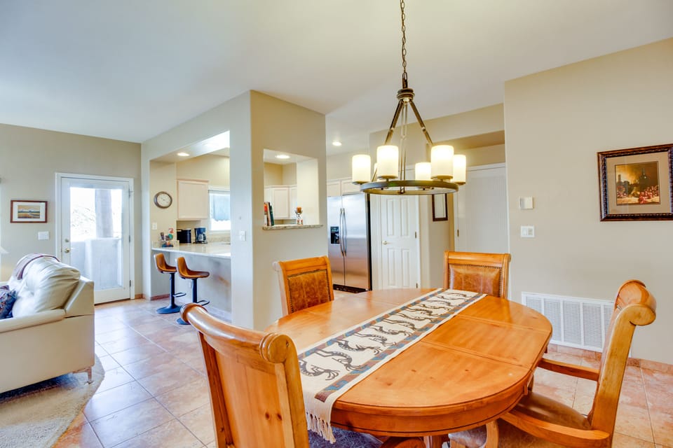 Dining Room | Dishware and Flatware