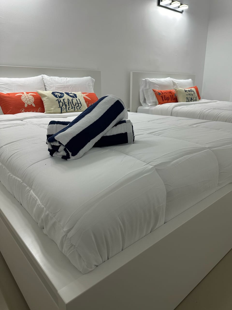 Comfort Room | Free minibar, iron/ironing board, free WiFi