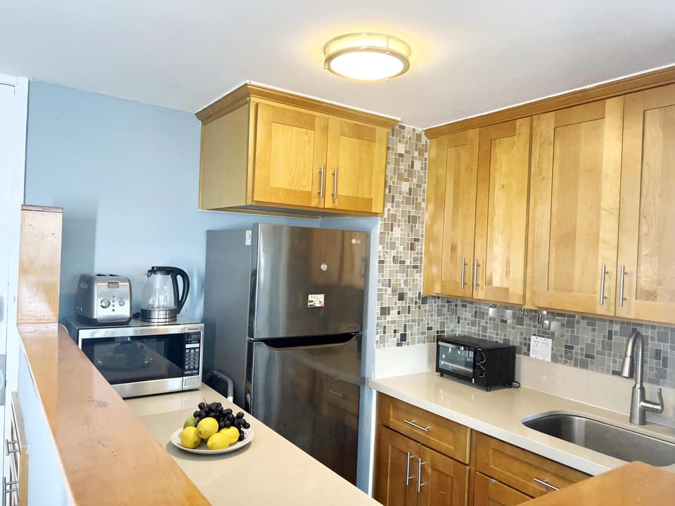 Fully equipped kitchen