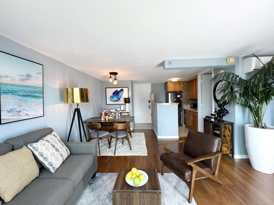 Tasteful decor that evokes  homeliness, eschewing the sharp lines of modernism