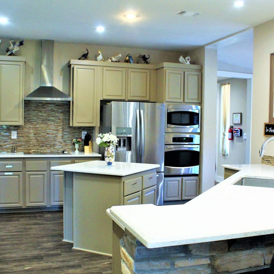 House | Private kitchen | Fridge, stovetop
