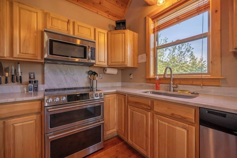 More than enough storage for your kitchen needs.