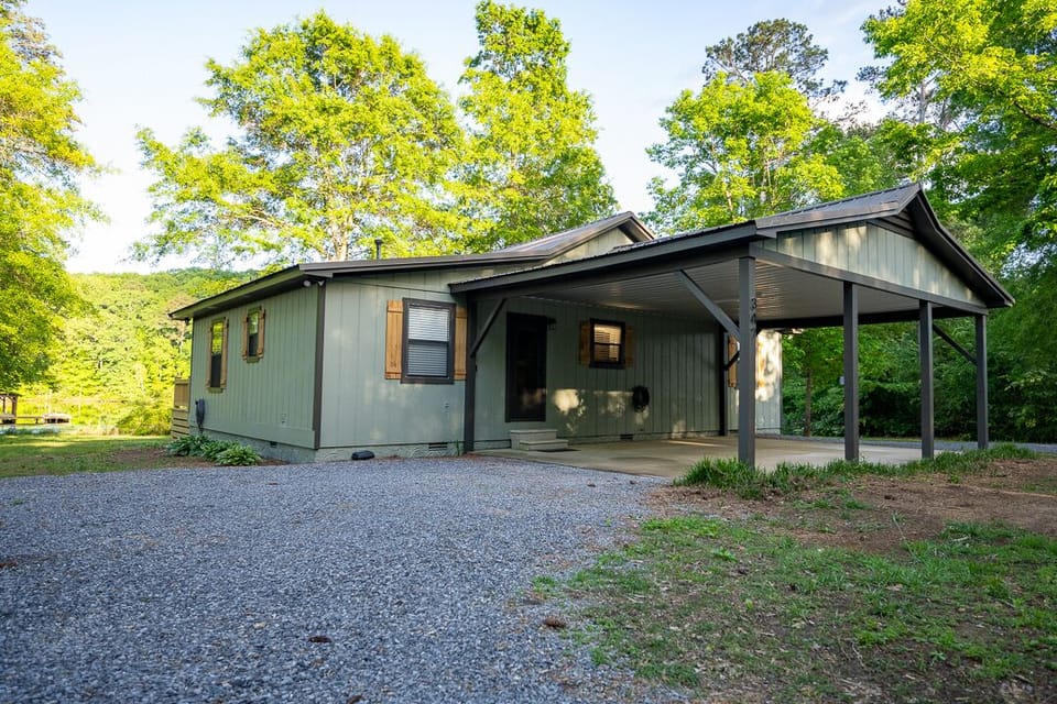 Circular driveway