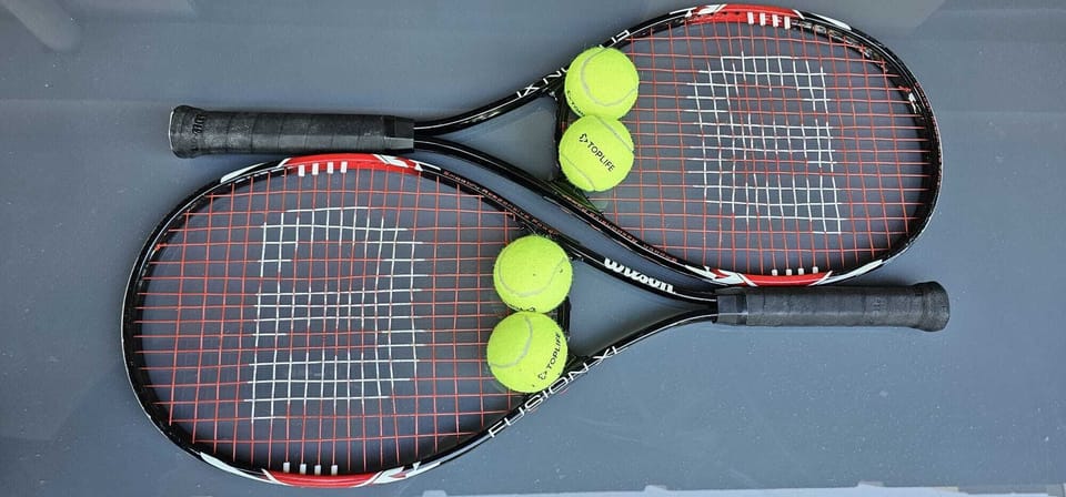 Tennis equipment