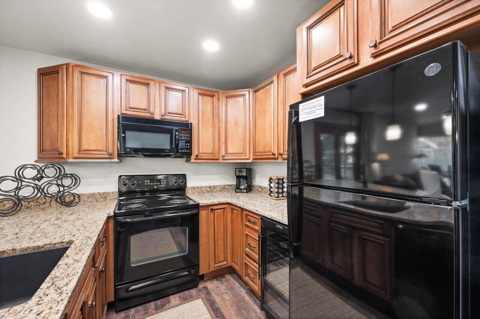 Fully Stocked Kitchen