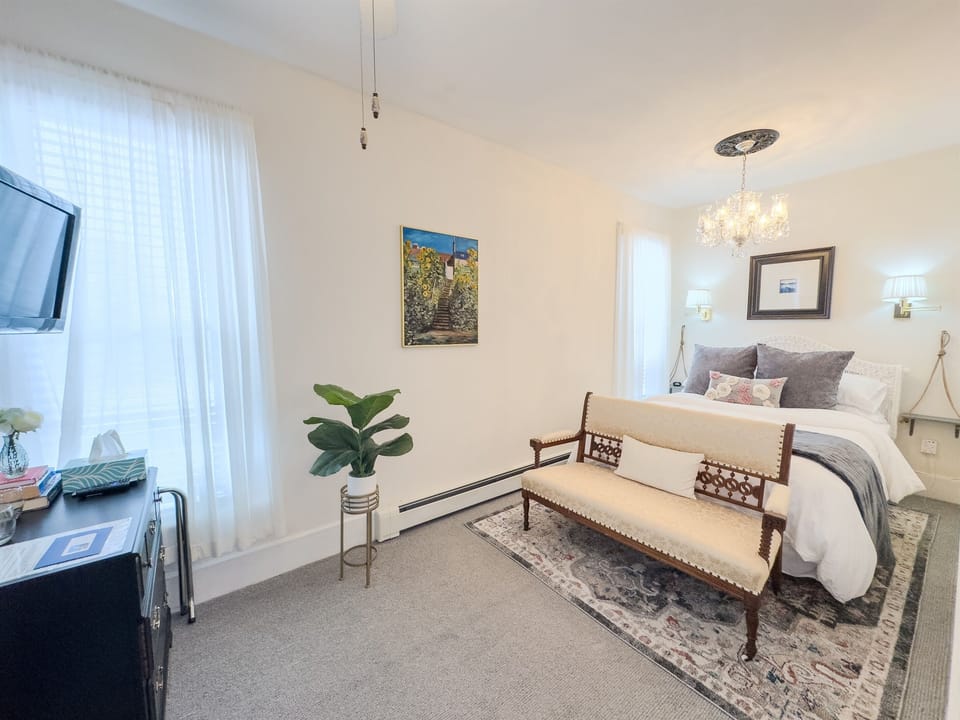 Bedroom #4 "Wicker Bay Escape"