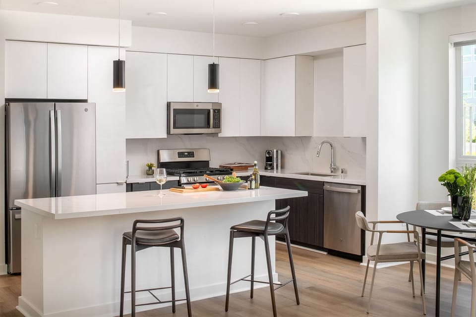 Kitchen and dining area 