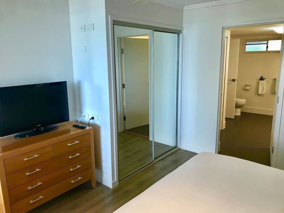Comfortable entertainment area with flat-screen TV