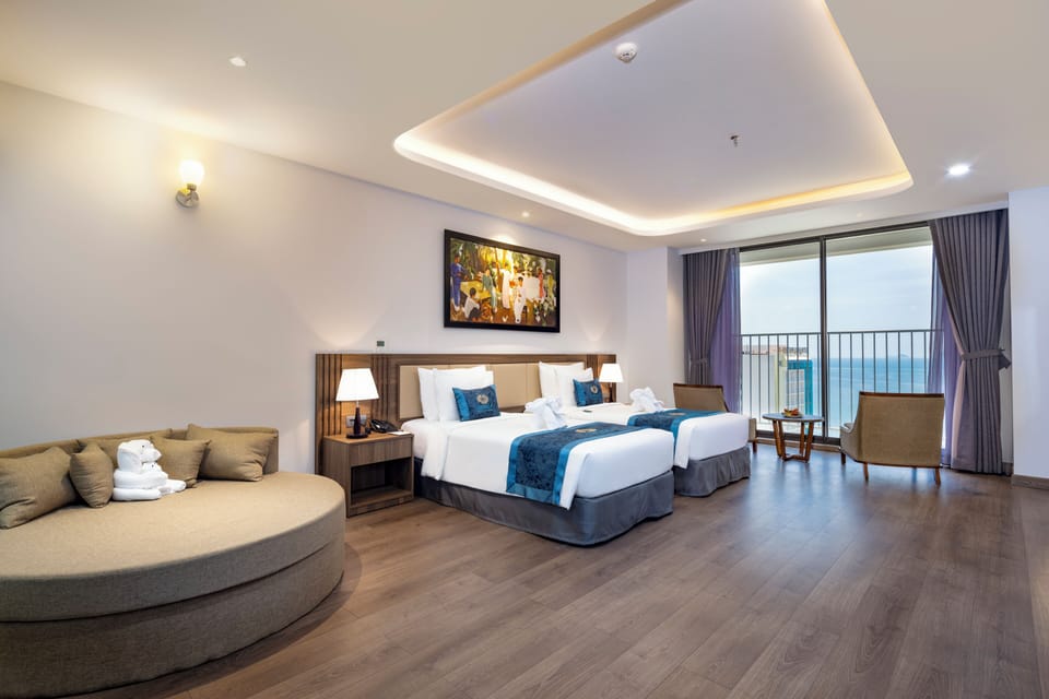 Premium bedding, free minibar items, in-room safe, desk