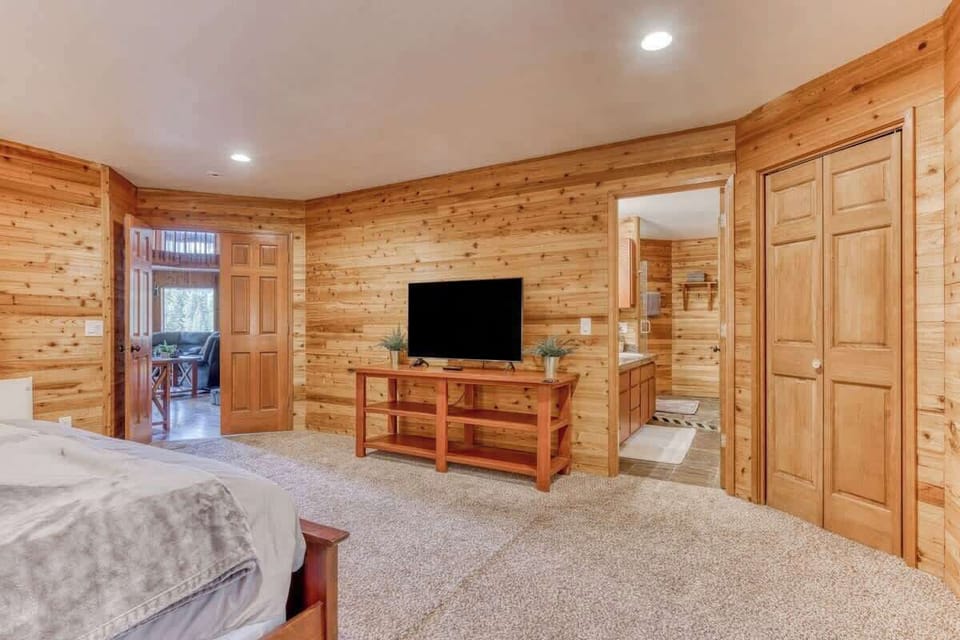 Primary suite with private sauna! Relax & rejuvenate in your ensuite spa. 