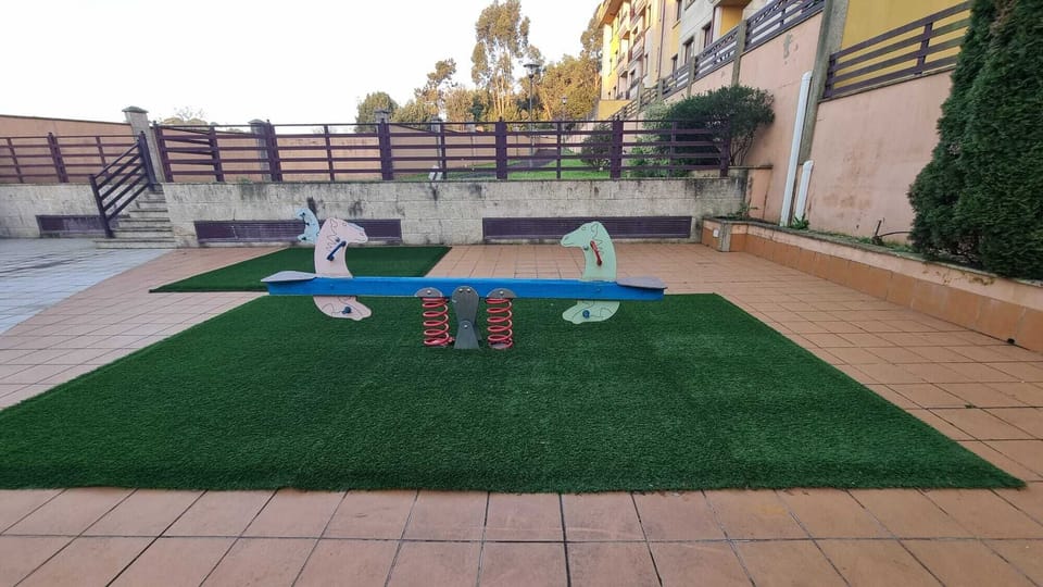 Gran espacio de juegos para niños y mayores totalmente privado