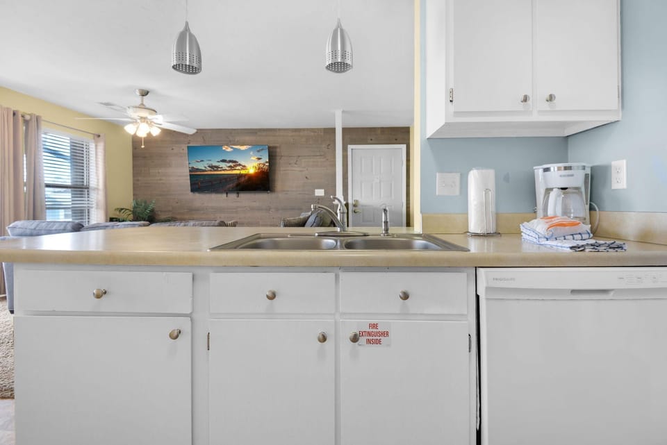 Condo, Multiple Beds (Sugar Dunes 124) | Interior