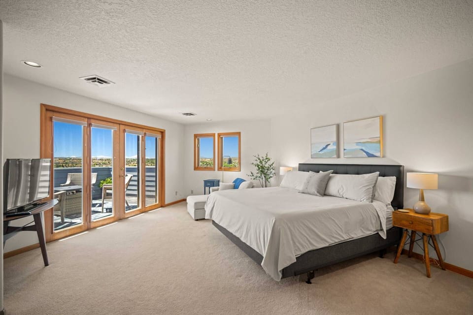 Sleep in and treat yourself to a chill day. You deserve it, you're on vacation!