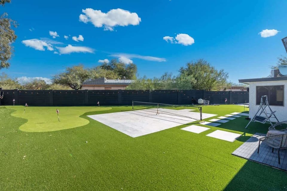 Sport court