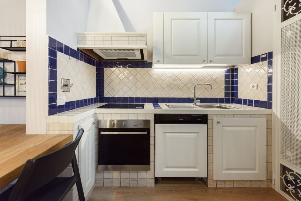 Comfort Apartment | Private kitchen | Full-size fridge, oven, stovetop, dishwasher