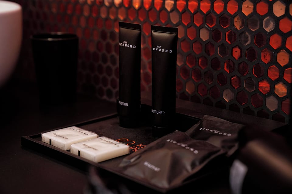 The World Is Yours (101) | Bathroom | Designer toiletries, hair dryer, bathrobes, slippers
