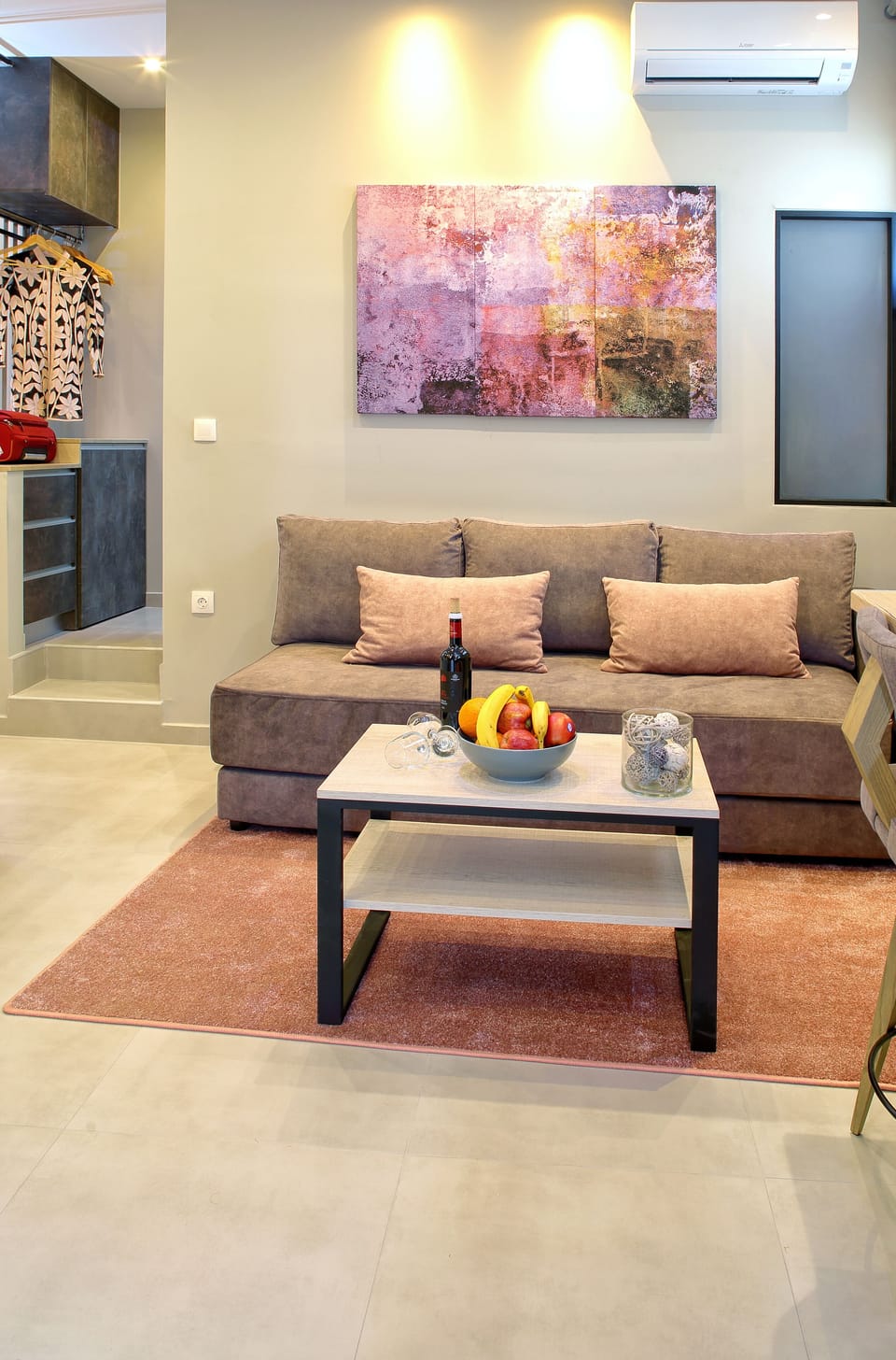 Superior Apartment | Living area | 40-inch LED TV with digital channels, offices