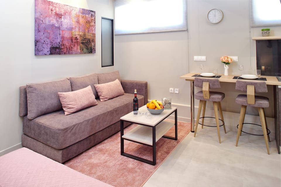Superior Apartment | 1 bedroom, premium bedding, in-room safe, blackout drapes