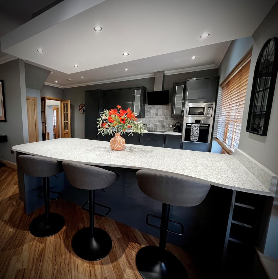 Deluxe Cottage | Private kitchen